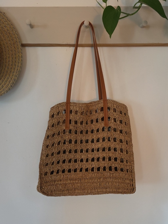 Universal Thread Handbags - Universal Thread Tan Woven Tote with Brown Straps